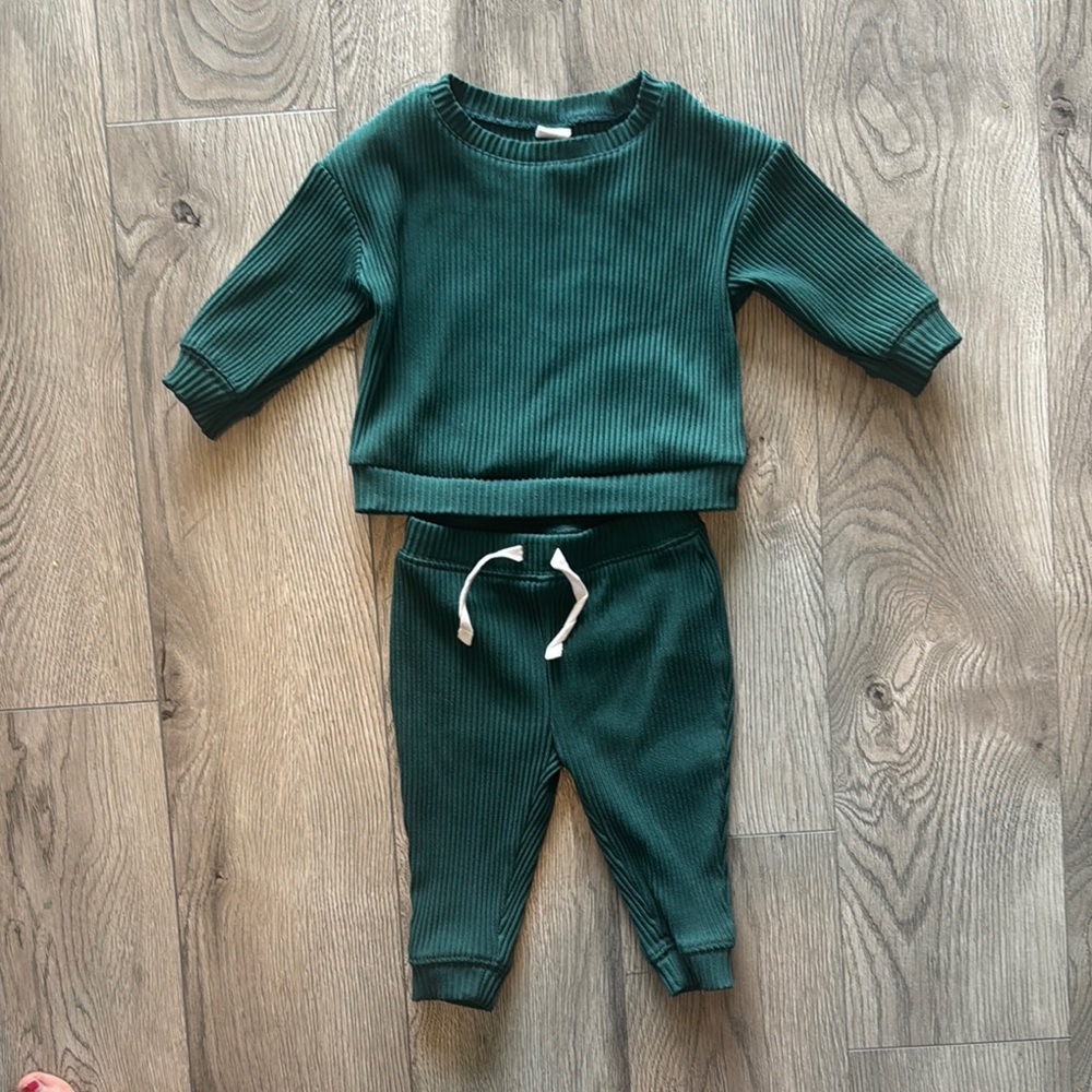 GAP Green Sweatpants Cozy Joggers